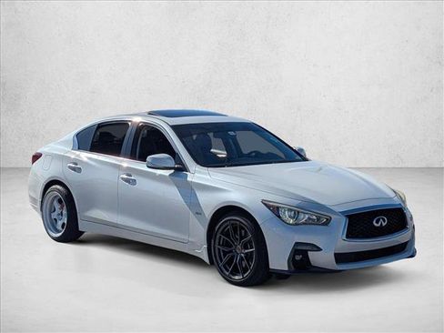 Used 2018 INFINITI Q50 Sport image 3