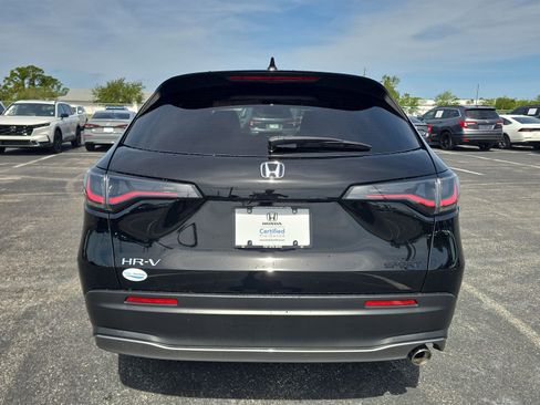 Certified 2025 Honda HR-V Sport image 5