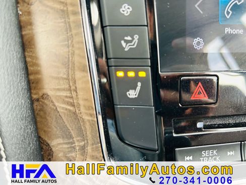 Used 2021 INFINITI QX80 Premium Select w/ All-Season Package image 38