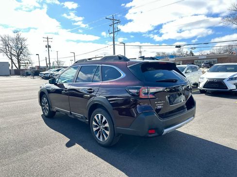Certified 2023 Subaru Outback Limited image 11