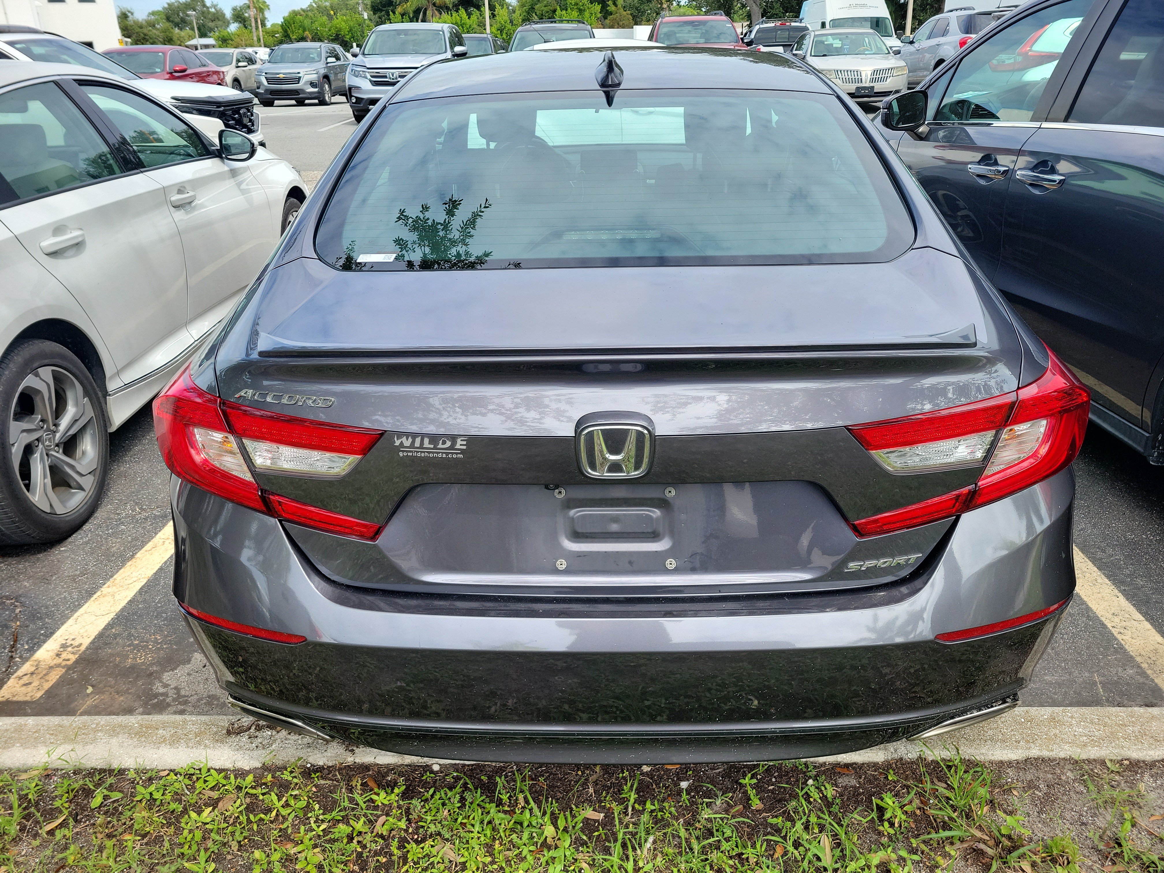 Used 2019 Honda Accord Sport image 9