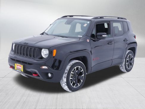 Certified 2023 Jeep Renegade Trailhawk w/ Sun/Sound Group image 3