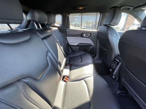 Used 2024 Jeep Compass Limited image 19