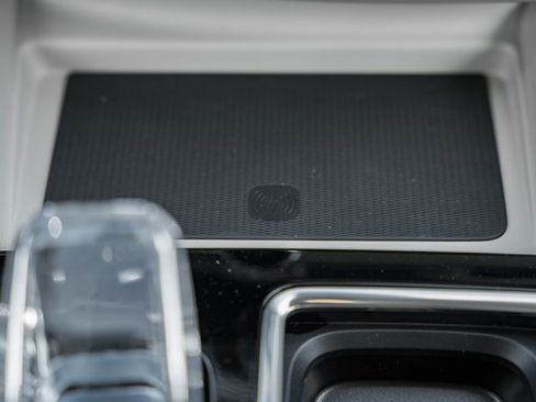 New 2026 Volvo XC60 B5 Ultra w/ Protection Package Premier image 24