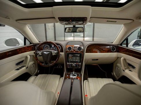 Used 2015 Bentley Flying Spur V8 AWD/4WD image 20