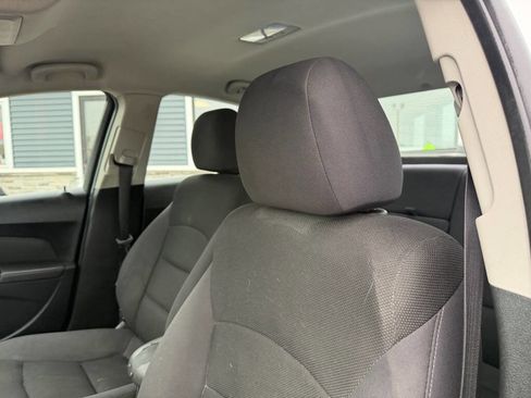 Used 2012 Chevrolet Cruze Eco image 13
