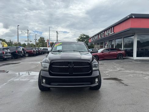 Used 2015 RAM 1500 Express w/ Black Ram 1500 Express Group AWD/4WD image 8