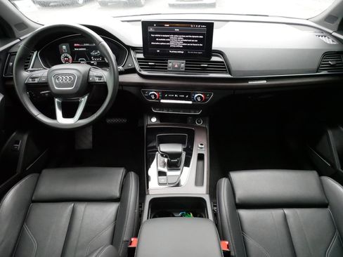 Used 2021 Audi Q5 2.0T Premium Plus w/ Premium Plus Package AWD/4WD image 10