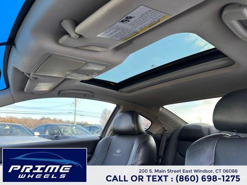 Used 2012 INFINITI G37 x w/ Premium Pkg image 17