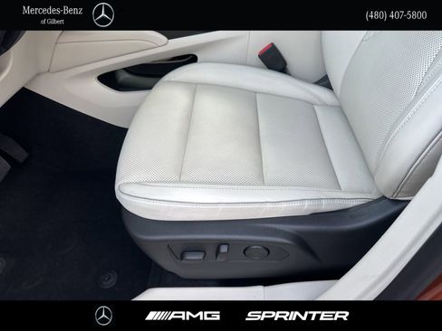 Used 2021 Buick Envision Essence w/ Technology Package I image 15