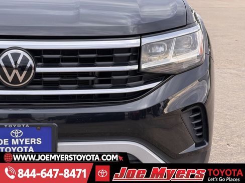 Used 2023 Volkswagen Atlas SE w/ Panoramic Sunroof Package image 4