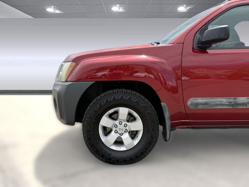 Used 2011 Nissan Xterra S AWD/4WD image 2