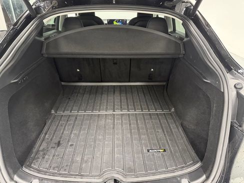 Used 2023 Tesla Model Y Long Range image 24