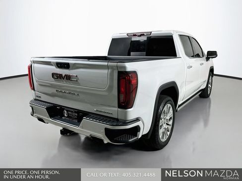 Used 2021 GMC Sierra 1500 Denali w/ Denali Ultimate Package AWD/4WD image 6