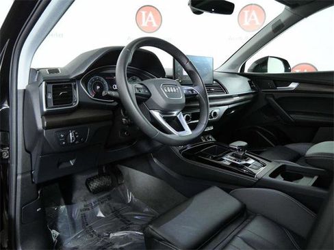 Used 2024 Audi Q5 2.0T Premium Plus w/ Premium Plus Package image 16