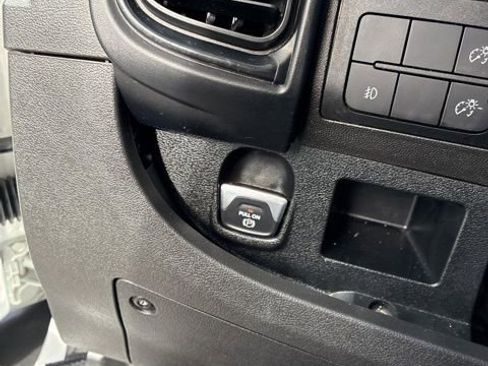 Used 2025 RAM ProMaster 2500 w/ Convenience Group image 36