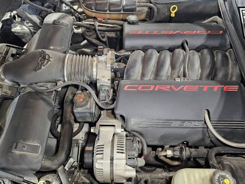 Used 2000 Chevrolet Corvette Convertible w/ Memory Pkg image 25