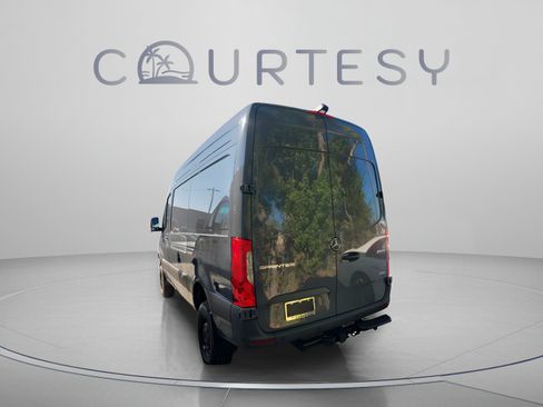 Used 2026 Mercedes-Benz Sprinter 2500 image 2