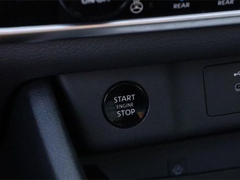 Certified 2024 Nissan Rogue SL w/ SL Premium Package image 16