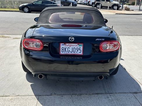 Used 2013 MAZDA MX-5 Miata Club RWD image 9