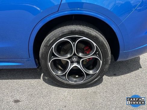 Used 2022 Alfa Romeo Stelvio Veloce image 21
