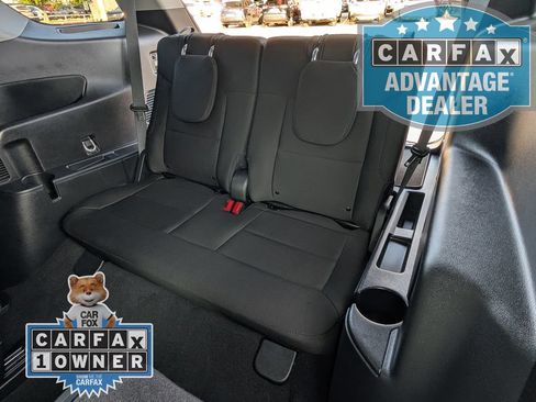 Used 2024 Ford Explorer XLT AWD/4WD image 18