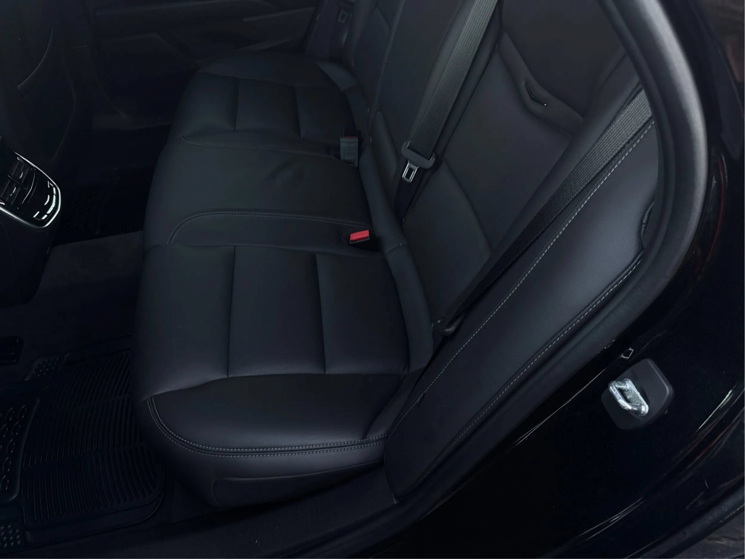 Used 2013 Cadillac XTS Premium FWD image 18