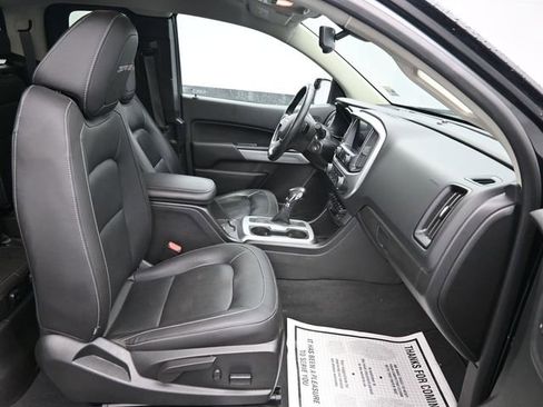 Used 2022 Chevrolet Colorado ZR2 AWD/4WD image 7