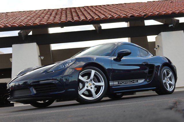 Used 2018 Porsche 718 Cayman w/ Sport Chrono Package RWD image 3