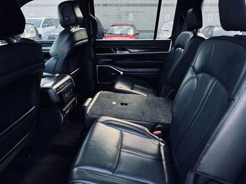 Used 2022 Jeep Wagoneer Series I image 22