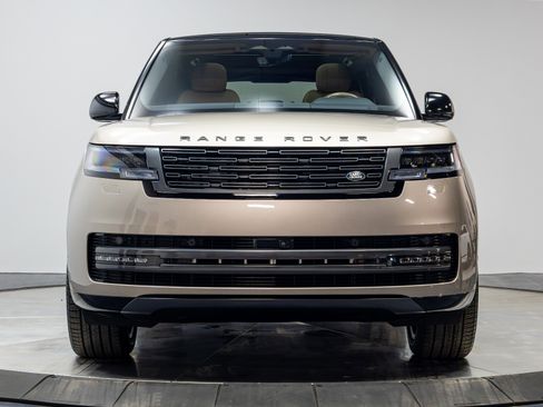Used 2025 Land Rover Range Rover SE AWD/4WD image 47