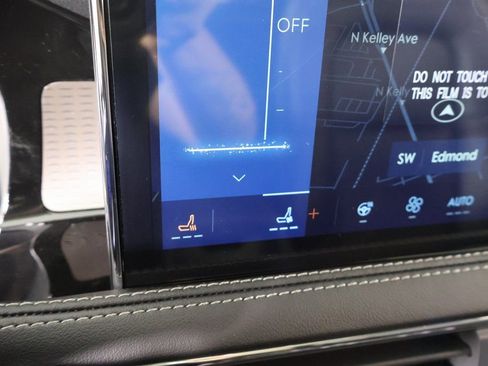 New 2026 Lincoln Corsair Reserve image 8