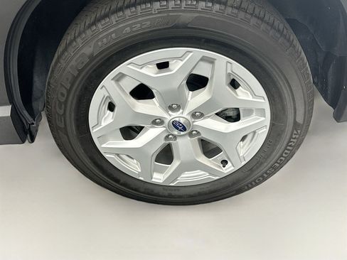 Used 2024 Subaru Forester Touring AWD/4WD image 11