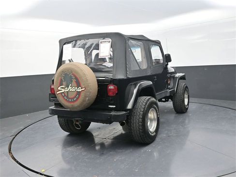 Used 1998 Jeep Wrangler Sahara image 7