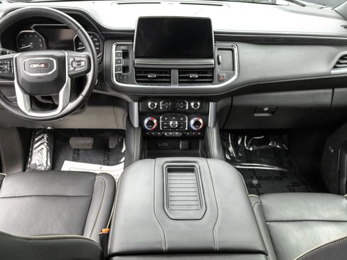 Used 2021 GMC Yukon XL SLT image 29