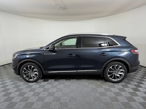 Used 2023 Lincoln Nautilus Reserve w/ Equipment Group 201A AWD/4WD image 2