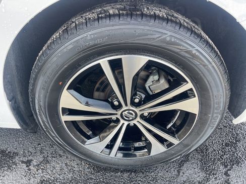 Certified 2023 Nissan Sentra SV image 25