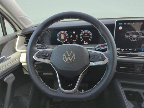 New 2026 Volkswagen Tiguan S image 34