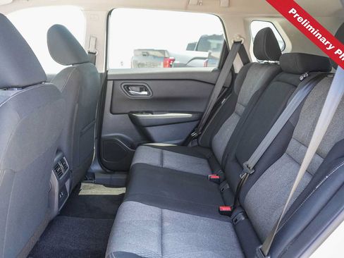 Used 2025 Nissan Rogue SV AWD/4WD image 12