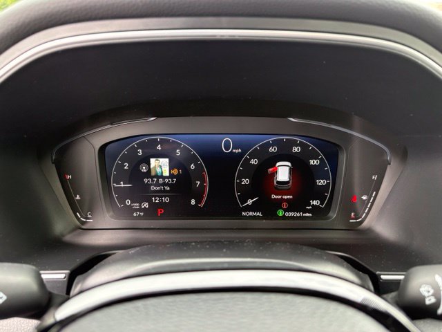 Used 2024 Honda Pilot Elite image 25