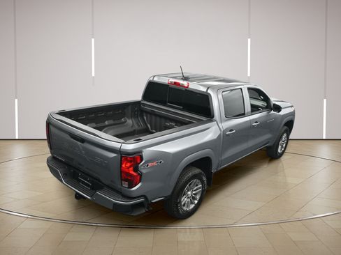 Used 2026 Chevrolet Colorado LT w/ Advanced Trailering Package AWD/4WD image 33