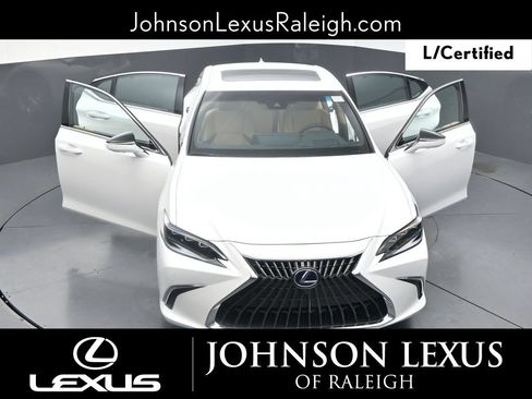 Certified 2022 Lexus ES 300h Ultra Luxury w/ Accessory Package 2 FWD image 34