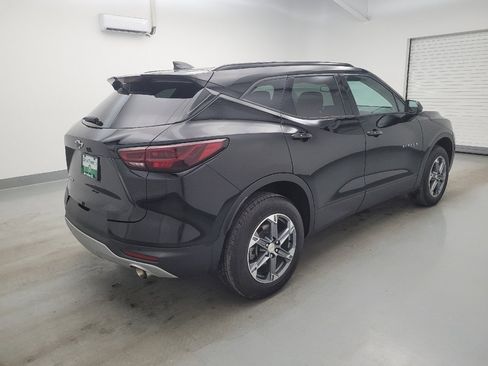 Used 2024 Chevrolet Blazer LT w/ Convenience Package FWD image 10