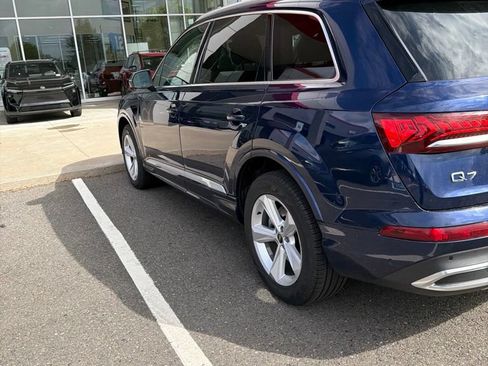 Used 2022 Audi Q7 2.0T Premium Plus AWD/4WD image 3