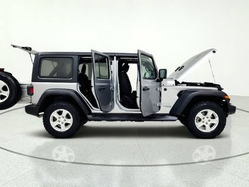 Used 2019 Jeep Wrangler Unlimited Sport S AWD/4WD image 12