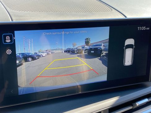 Used 2025 Hyundai Santa Fe SEL image 17