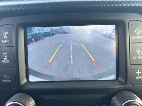 Used 2018 Jeep Wrangler Unlimited Sport S image 24