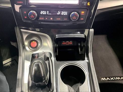 Used 2023 Nissan Maxima SL FWD image 16