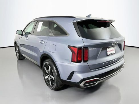 Used 2022 Kia Sorento EX FWD image 9