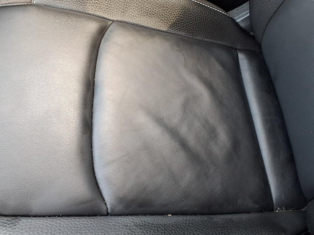 Used 2025 Nissan Pathfinder SL AWD/4WD image 25